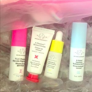 Drunk elephant tickled pink gift set